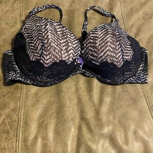 Victoria's Secret Very Sexy Bra 36D